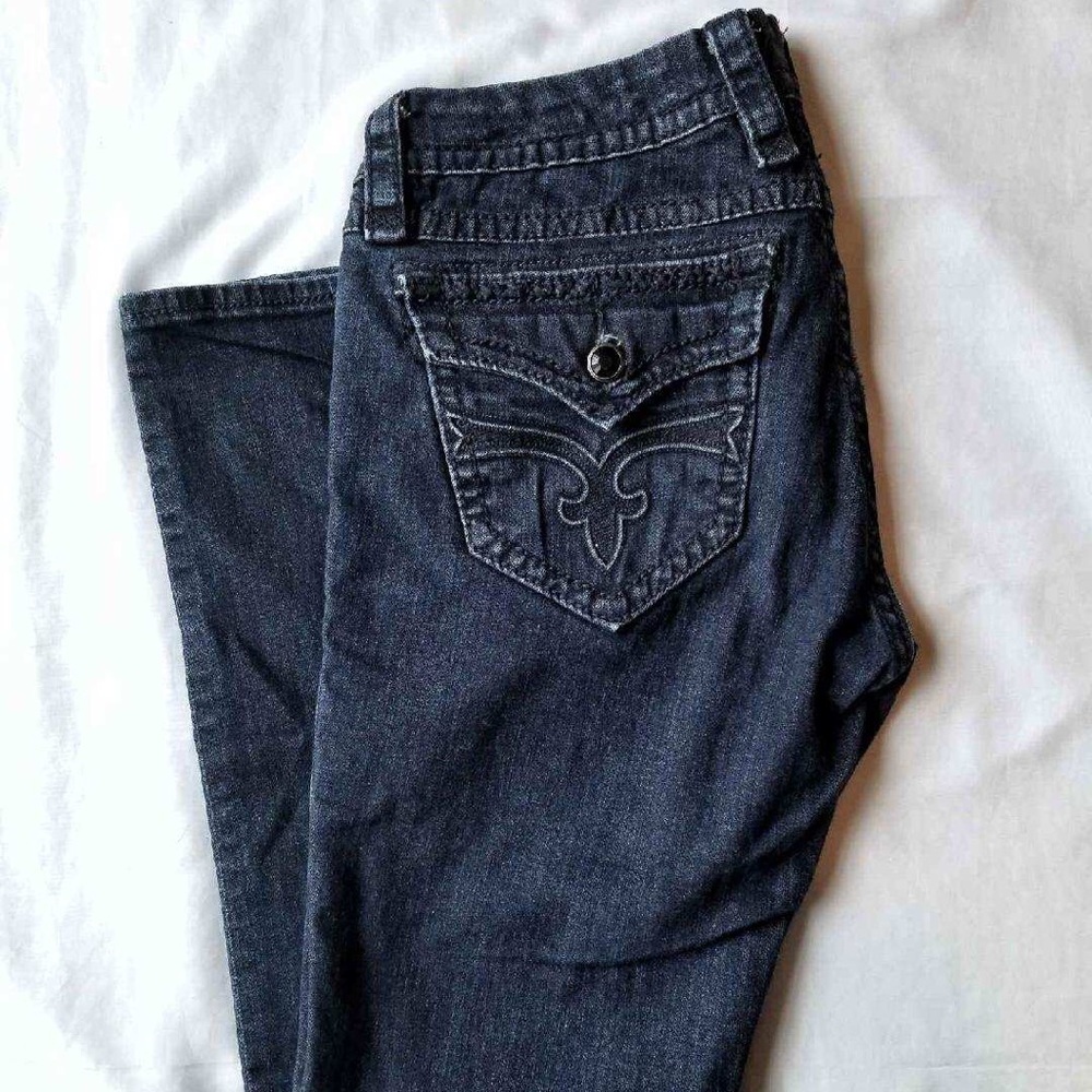 Woman’s Rock Revival Jeans 31
